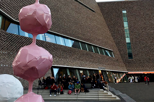 В 2019 году Tate Modern стал самым посещаемым музеем Великобритании