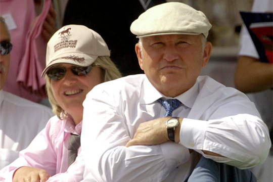 Сегодня на 84-м году скончался Юрий Лужков (на фото с супругой Еленой Батуриной. 2006 год)