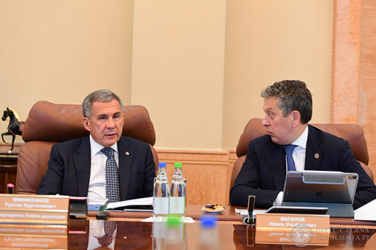 «Татнефть» на заседании совета директоров в кабмине РТ утвердила программу биржевых облигаций серии 001Р в размере до 100 млрд. рублей
