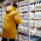 Магазины в РФ могут обязать ставить на полки не менее 10% региональных товаров