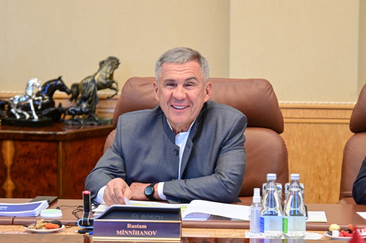 Рустам Минниханов