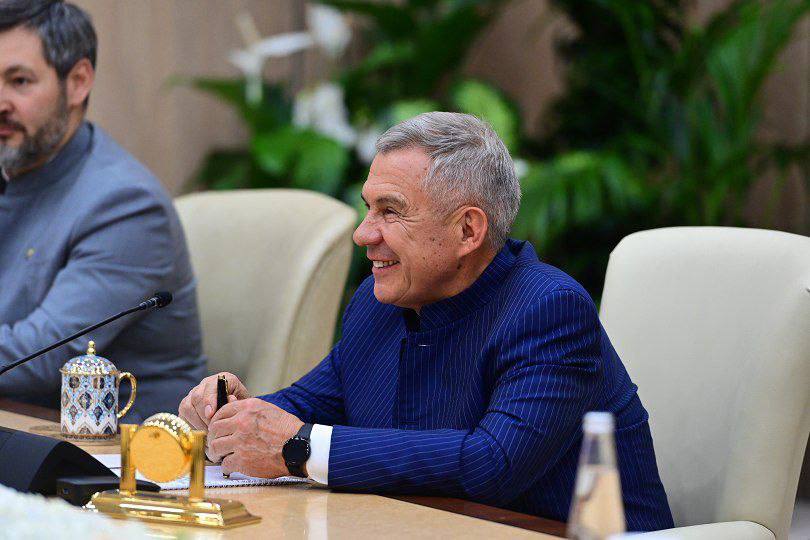 Рустам Минниханов