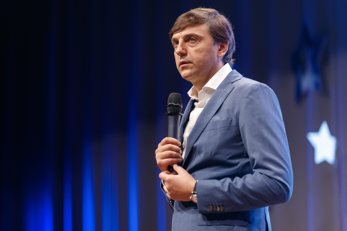 Сергей Кравцов