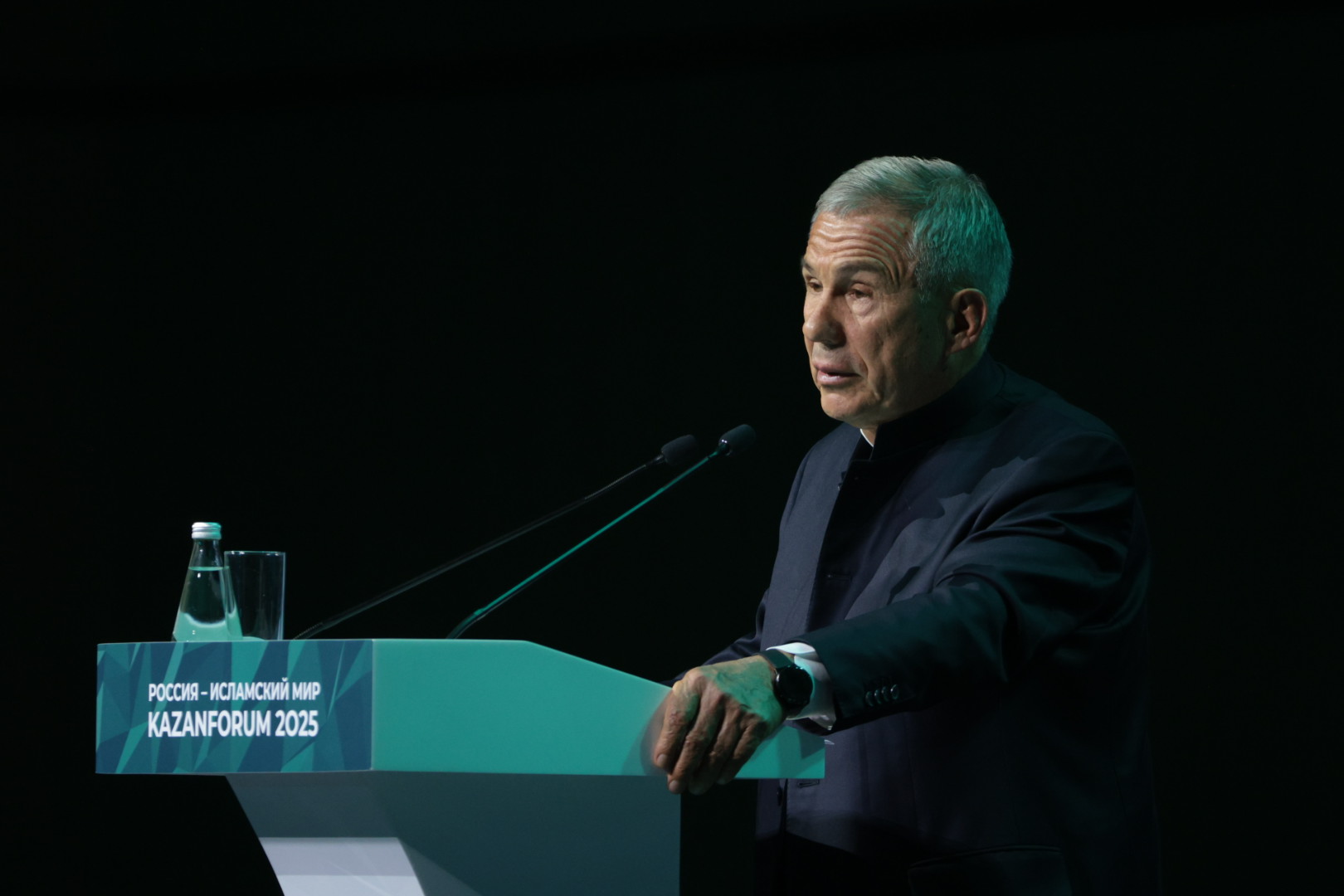 Рустам Минниханов