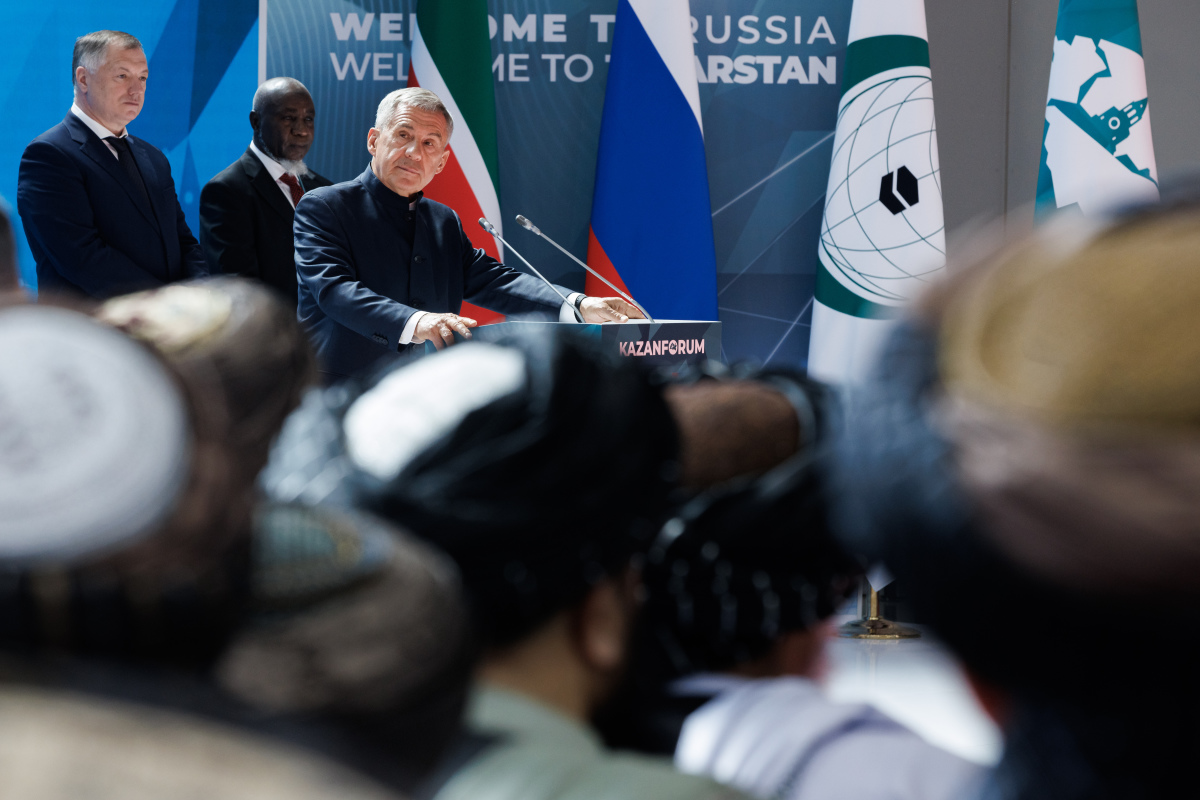 Рустам Минниханов