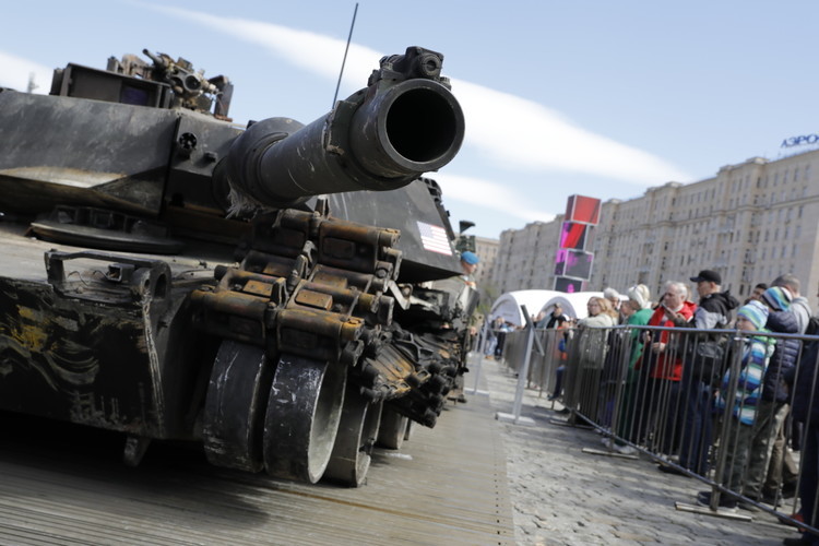 Трофейный Abrams