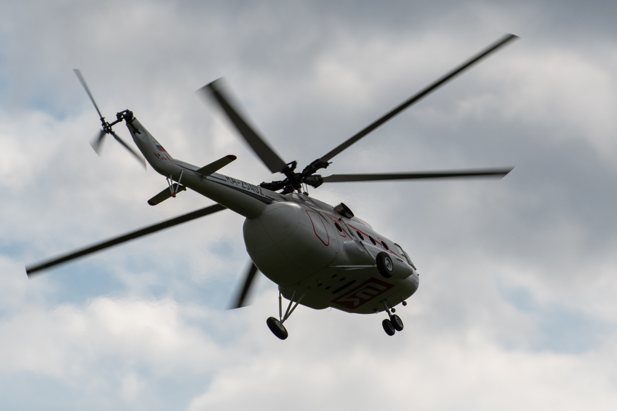 Вертолет Ми-8 (архив)
