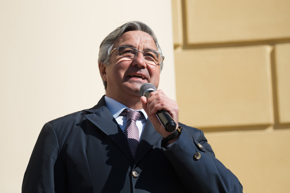 Василь Шайхразиев
