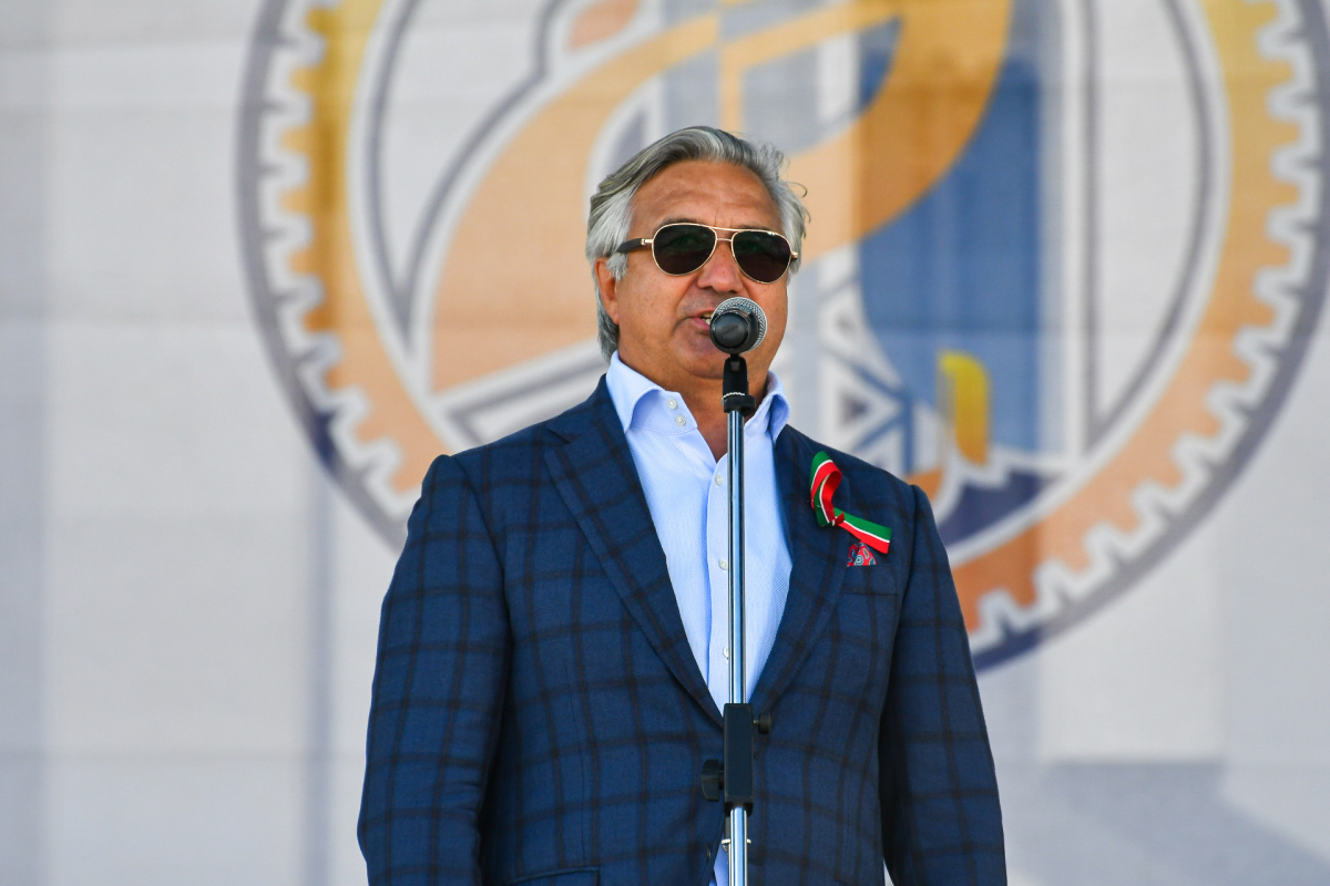 Василь Шайхразиев