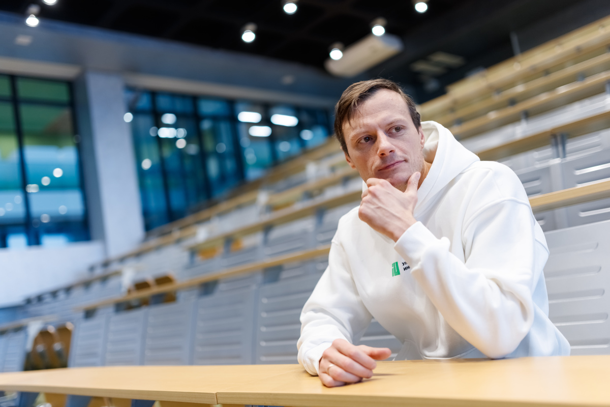 Александр Гасников