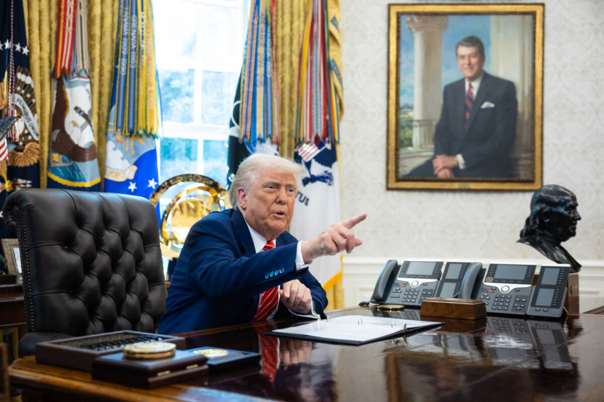 Помилование от Трампа: Как лоббисты наживаются на президентской милости (NBC News)