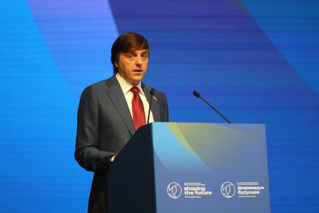 Сергей Кравцов