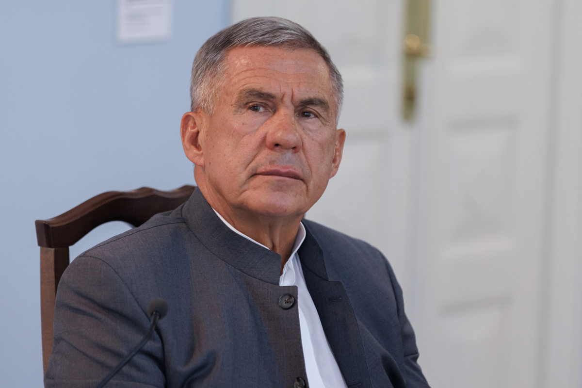 Рустам Минниханов