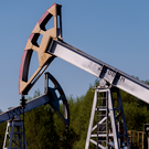 Эксперт о санкциях на нефть: формальные запреты соблюдаются, но система продолжает поддерживать экономику