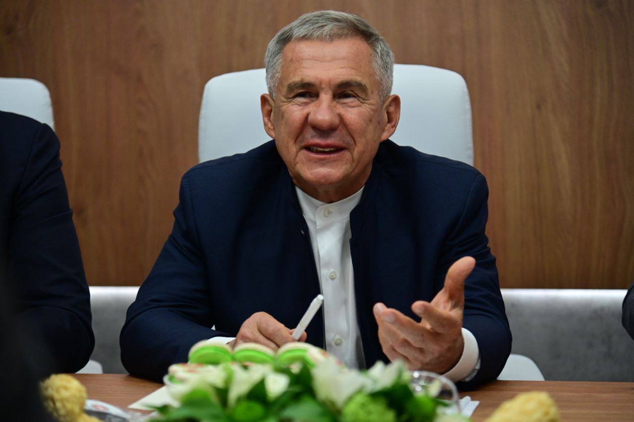 Рустам Минниханов