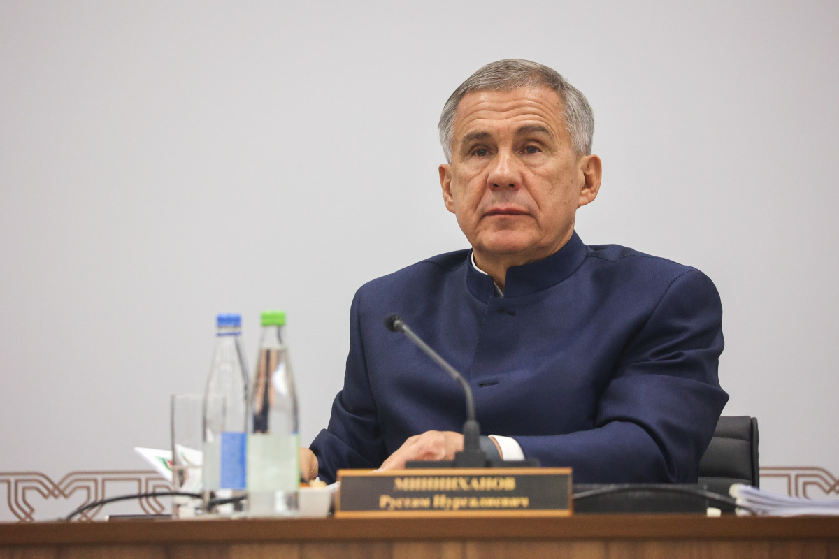 Рустам Минниханов