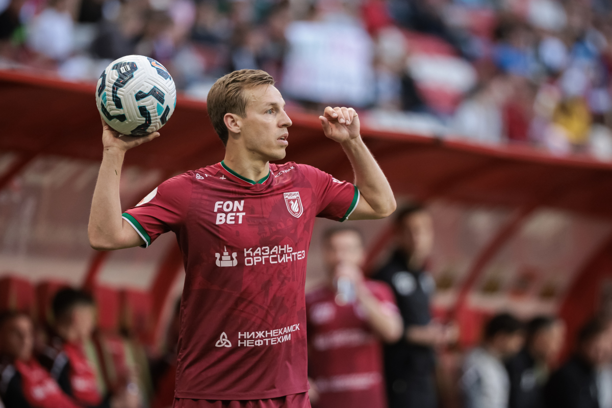 Дмитрий Кабутов