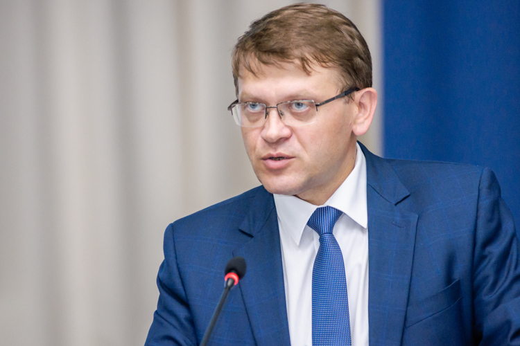 Рустем Хузин