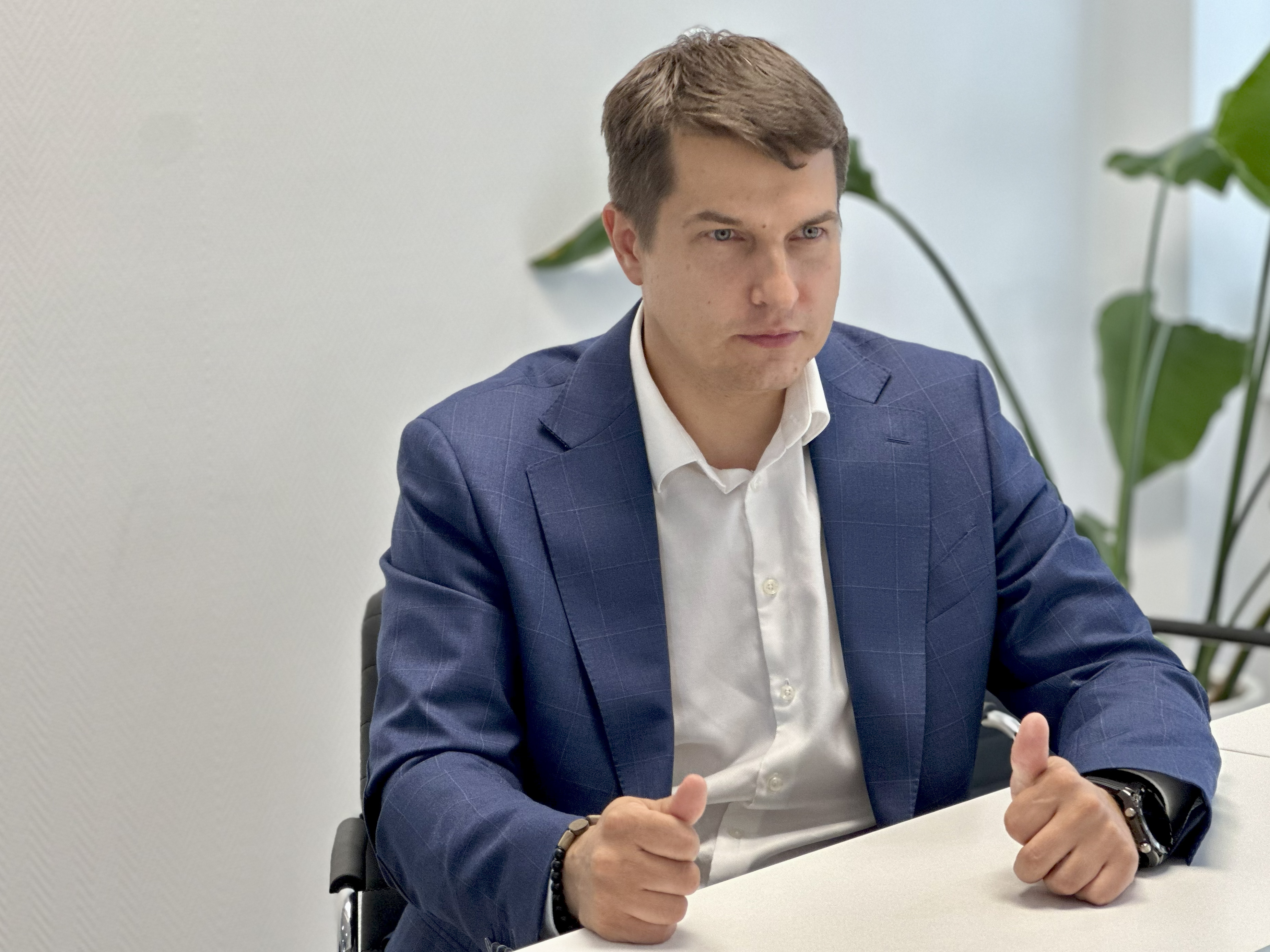 Александр Устимов