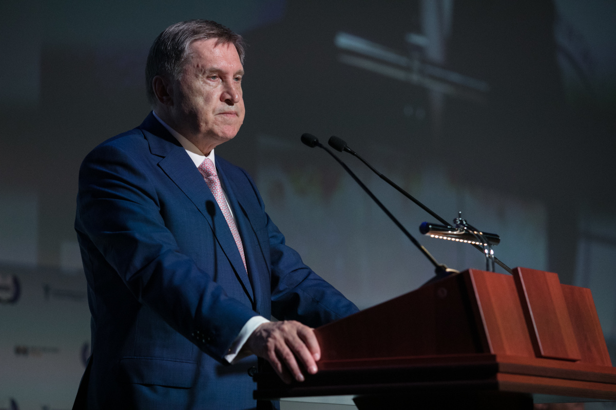 Юрий Ушаков