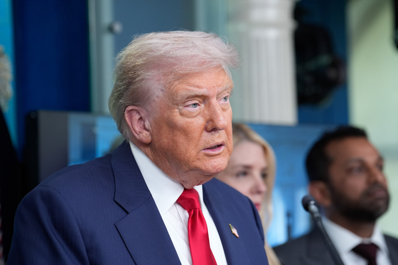 Трамп хочет встречи Путина и Зеленского сразу после Аляски