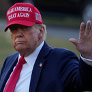 Белый дом официально выдвинул Трампа на Нобелевскую премию мира. Решение поддержали власти 7 стран