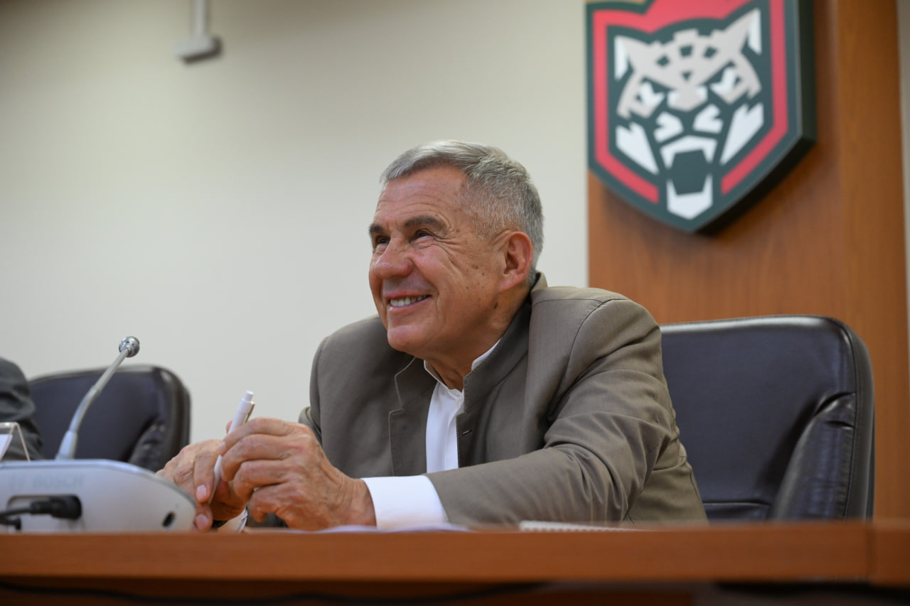 Рустам Минниханов