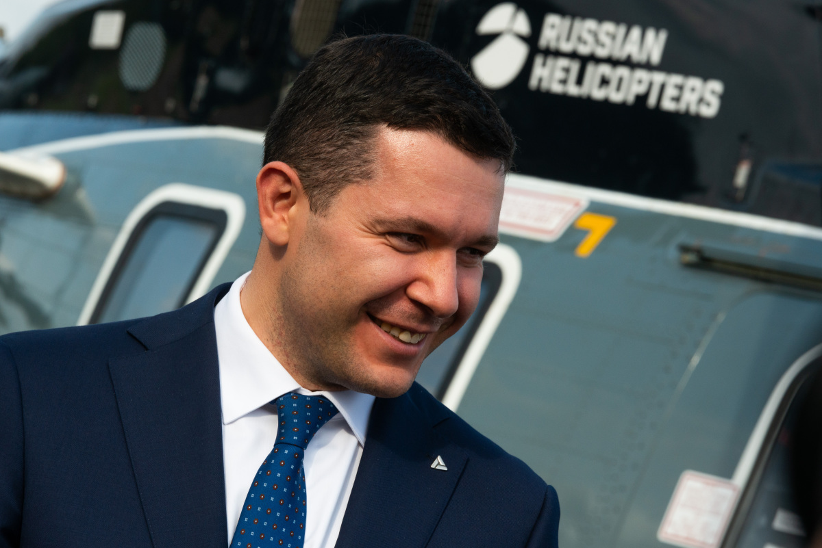 Антон Алиханов