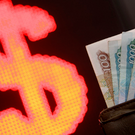 Внебиржевой курс доллара подскочил до 87 рублей – с начала дня он вырос на 3 рубля