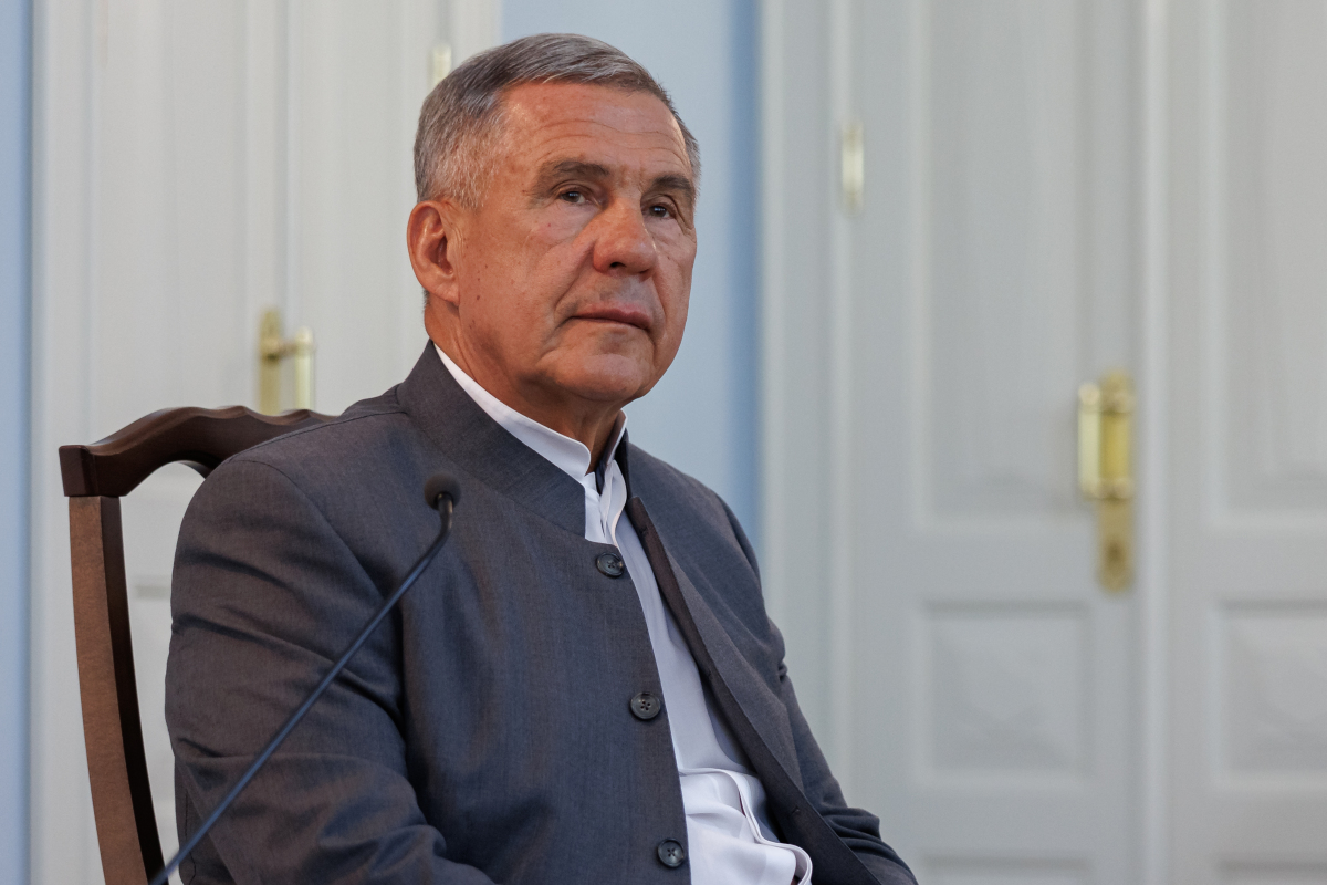 Рустам Минниханов