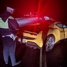 Ferrari разбилась на трассе по пути в Екатеринбург, возвращаясь с гонок в Казани