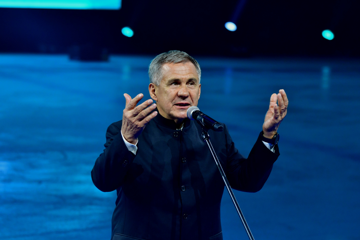 Рустам Минниханов