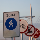 На российских дорогах появятся новые дорожные знаки