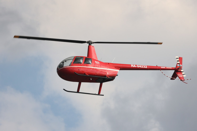 Robinson R44