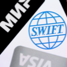 ЦБ: В России не будут резко отключать карты Visa и Mastercard