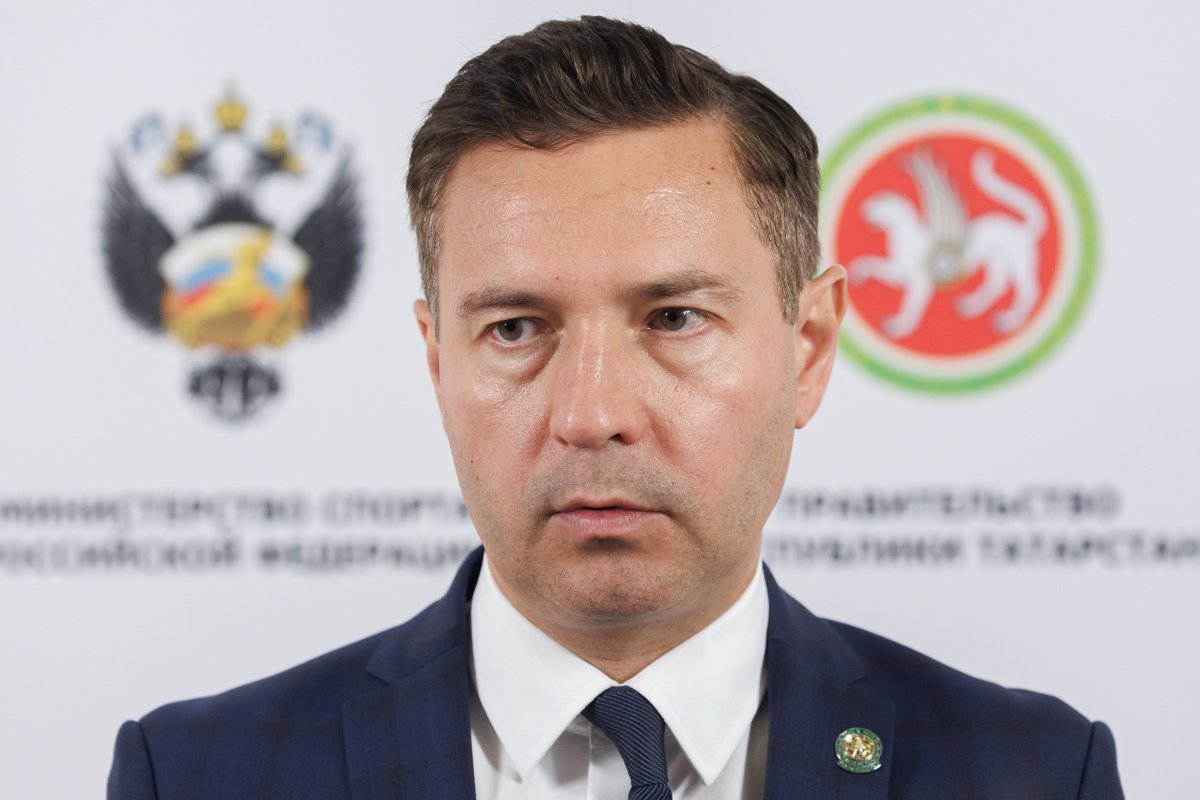 Владимир Леонов
