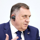 Парламент Республики Сербской выбрал Бабич исполняющей обязанности президента после отстранения Додика