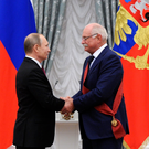 Путин наградил Михалкова высшей госнаградой России – орденом Святого апостола Андрея Первозванного