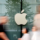 Apple стала третьей компанией в мире с капитализацией более $4 триллионов