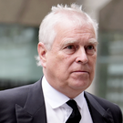 Карл III лишит своего младшего брата, принца Эндрю титулов и выселит его из Виндзорского замка