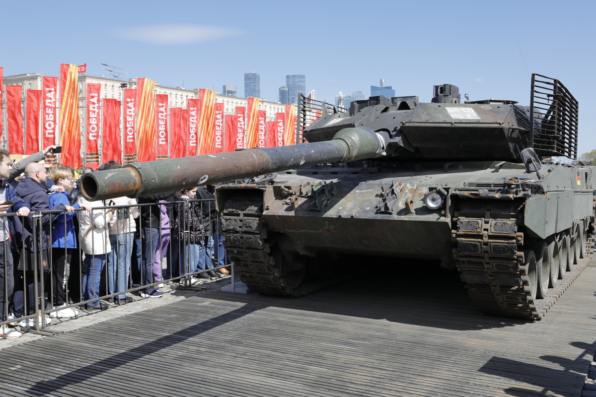 Leopard на выставке трофейной техники в Москве