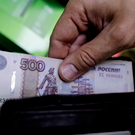 «Известия»: Рост реальных зарплат практически остановится в 2026 году