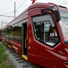 Полиция Казани проверит видео, где водитель трамвая подрался с пассажирами