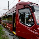 Полиция Казани проверит видео, где водитель трамвая подрался с пассажирами