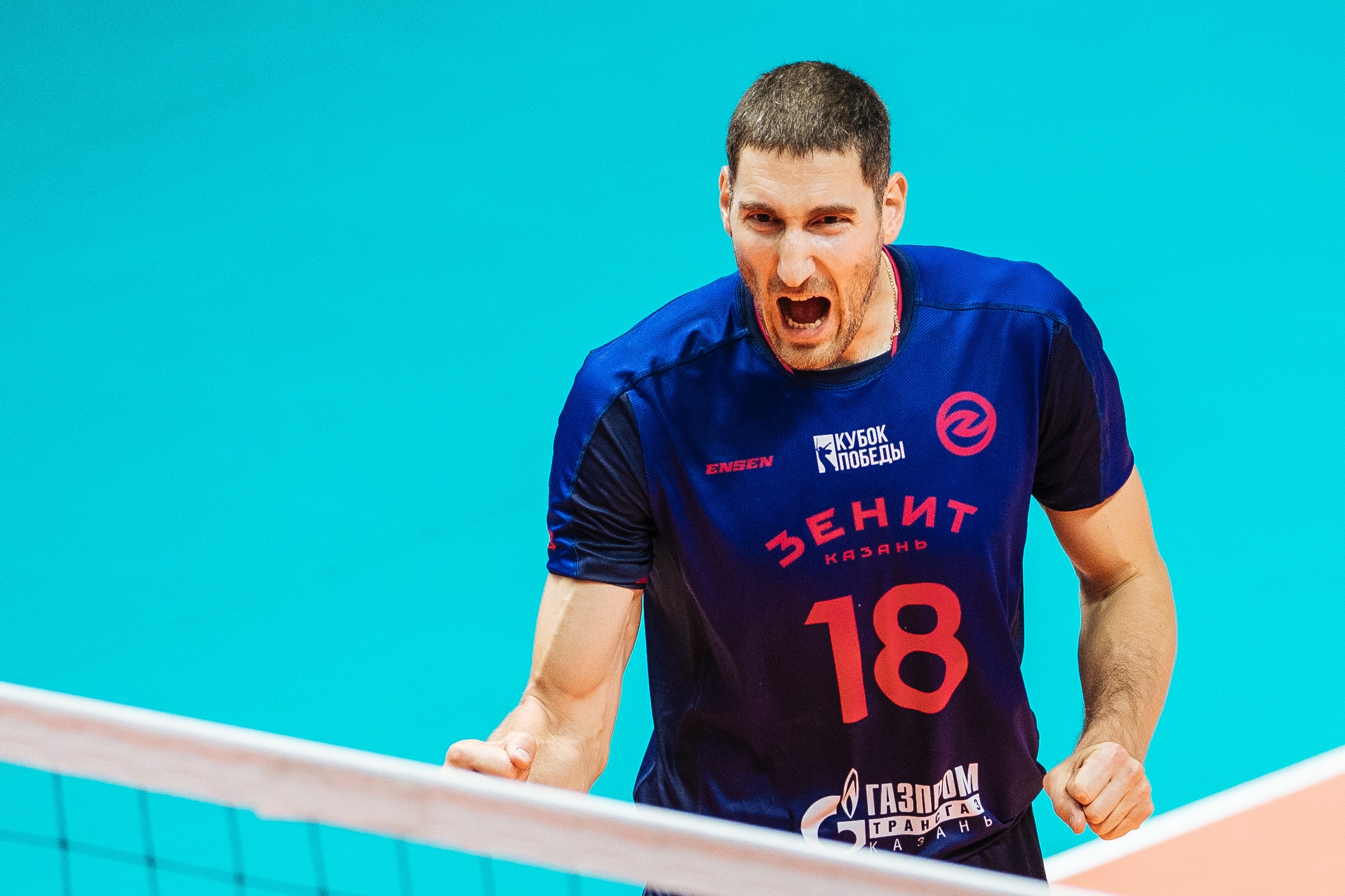 Максим Михайлов