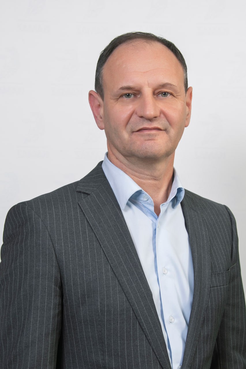 Олег Афанасьев