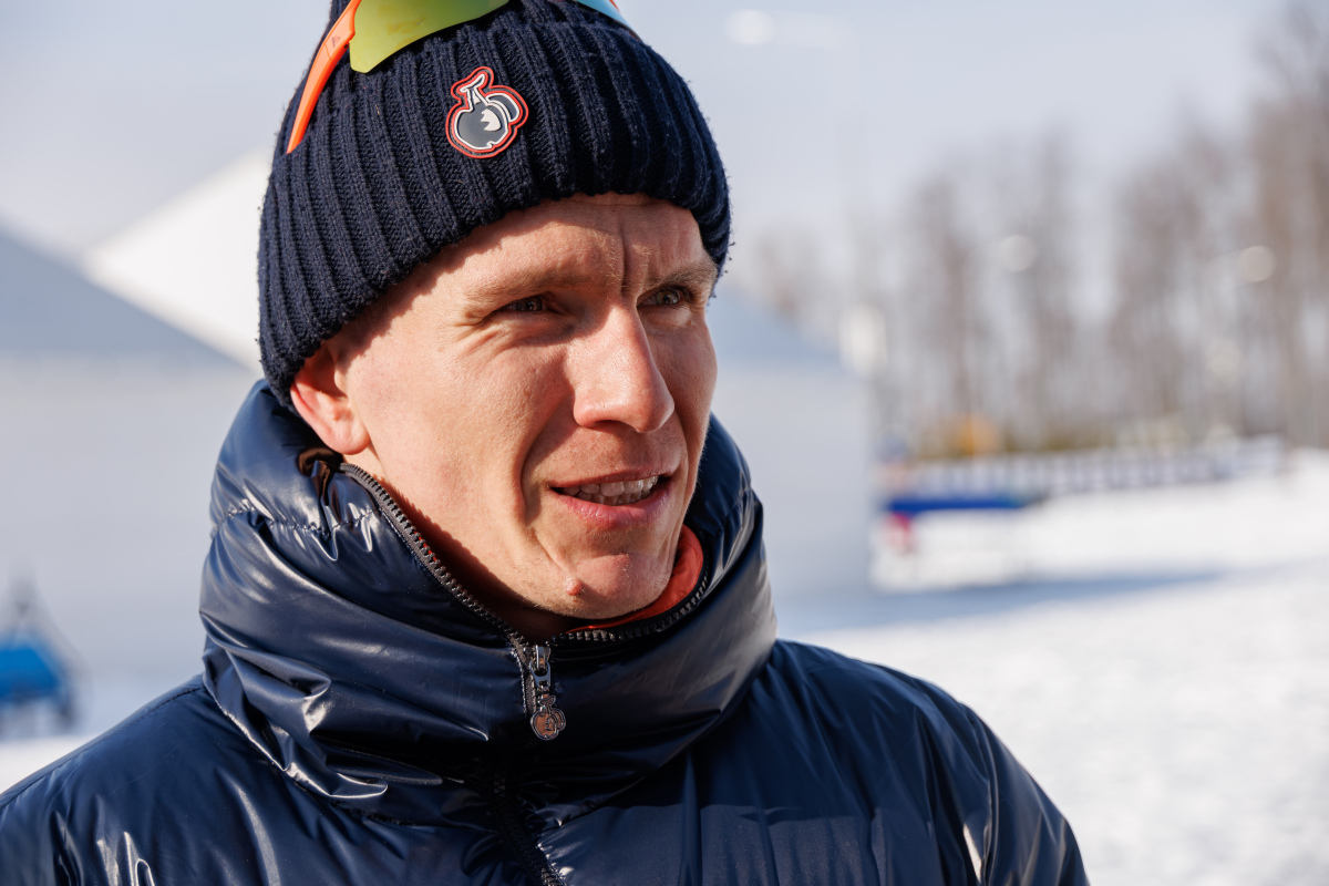 Александр Большунов