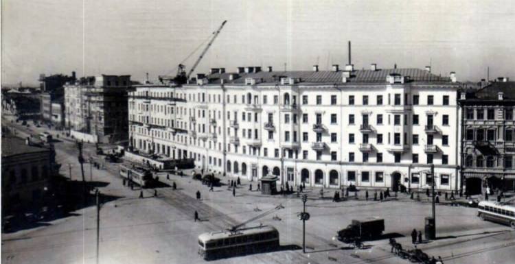 Завершение строительства (1954)