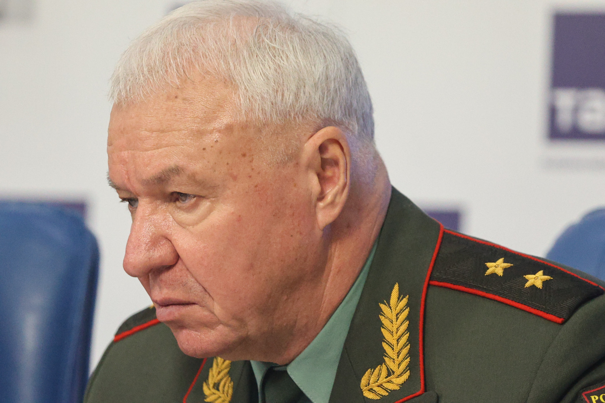 <font color="#202020" face="IBMPlexSans, IBMPlexSans Fallback, sans-serif" size="4">Виктор Соболев</font>