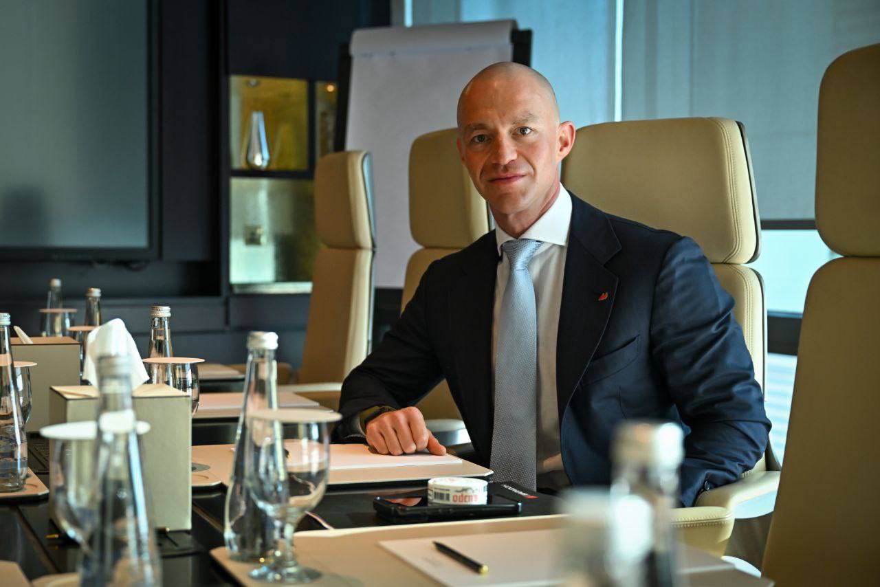 Александр Винокуров